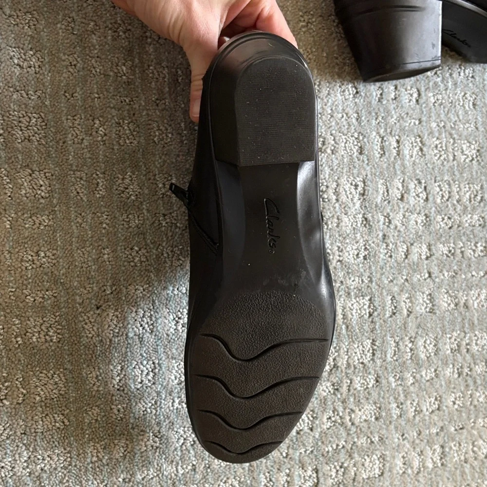 Clarks Ankle Boots - Picture 4 of 10